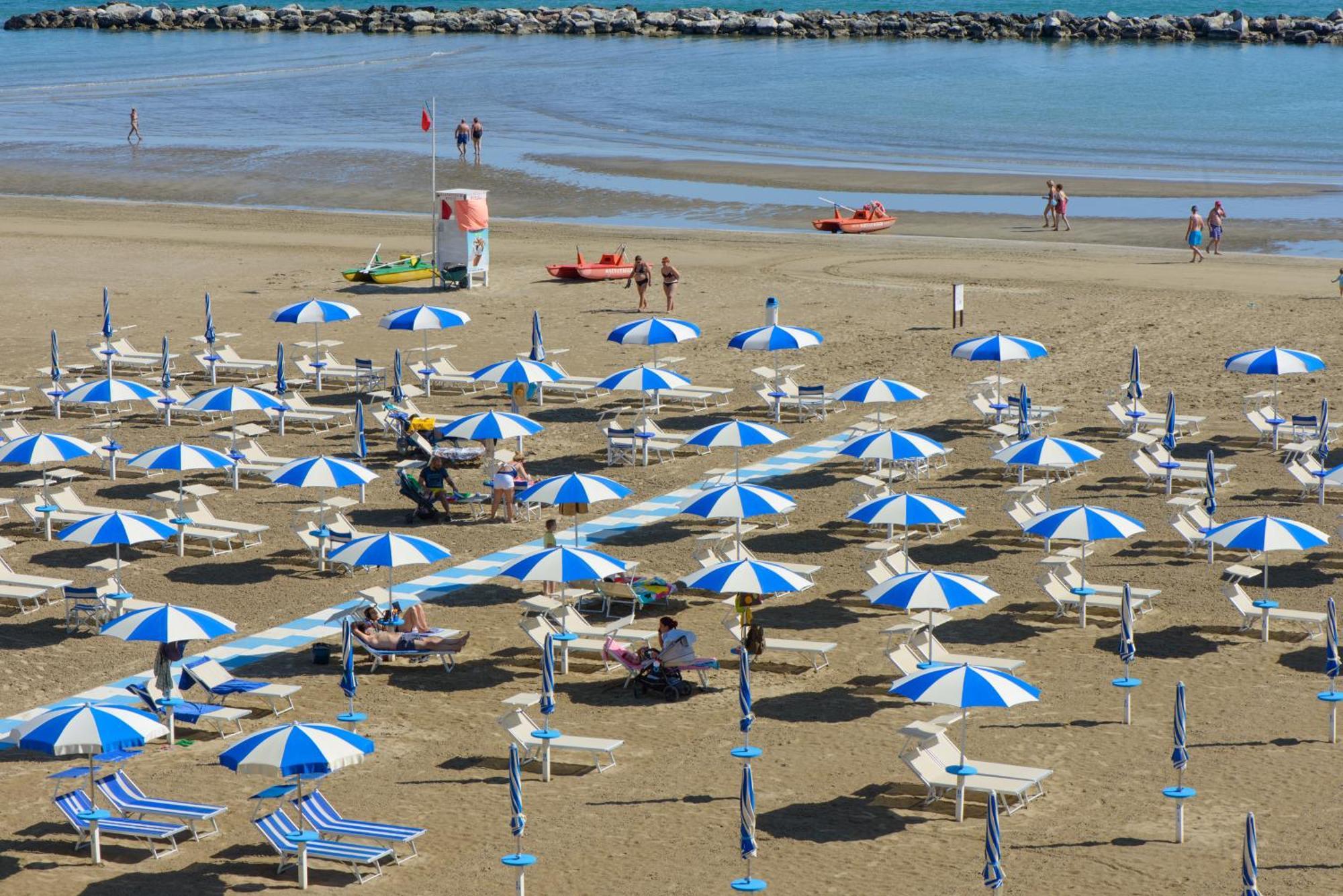 Hotel Nautic Rimini Esterno foto